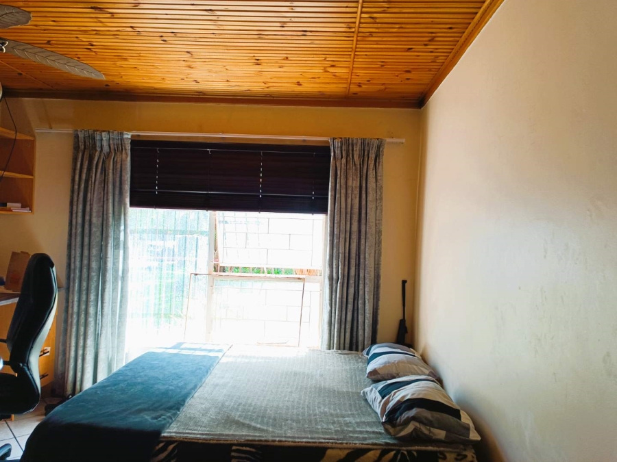 4 Bedroom Property for Sale in Langenhovenpark Free State